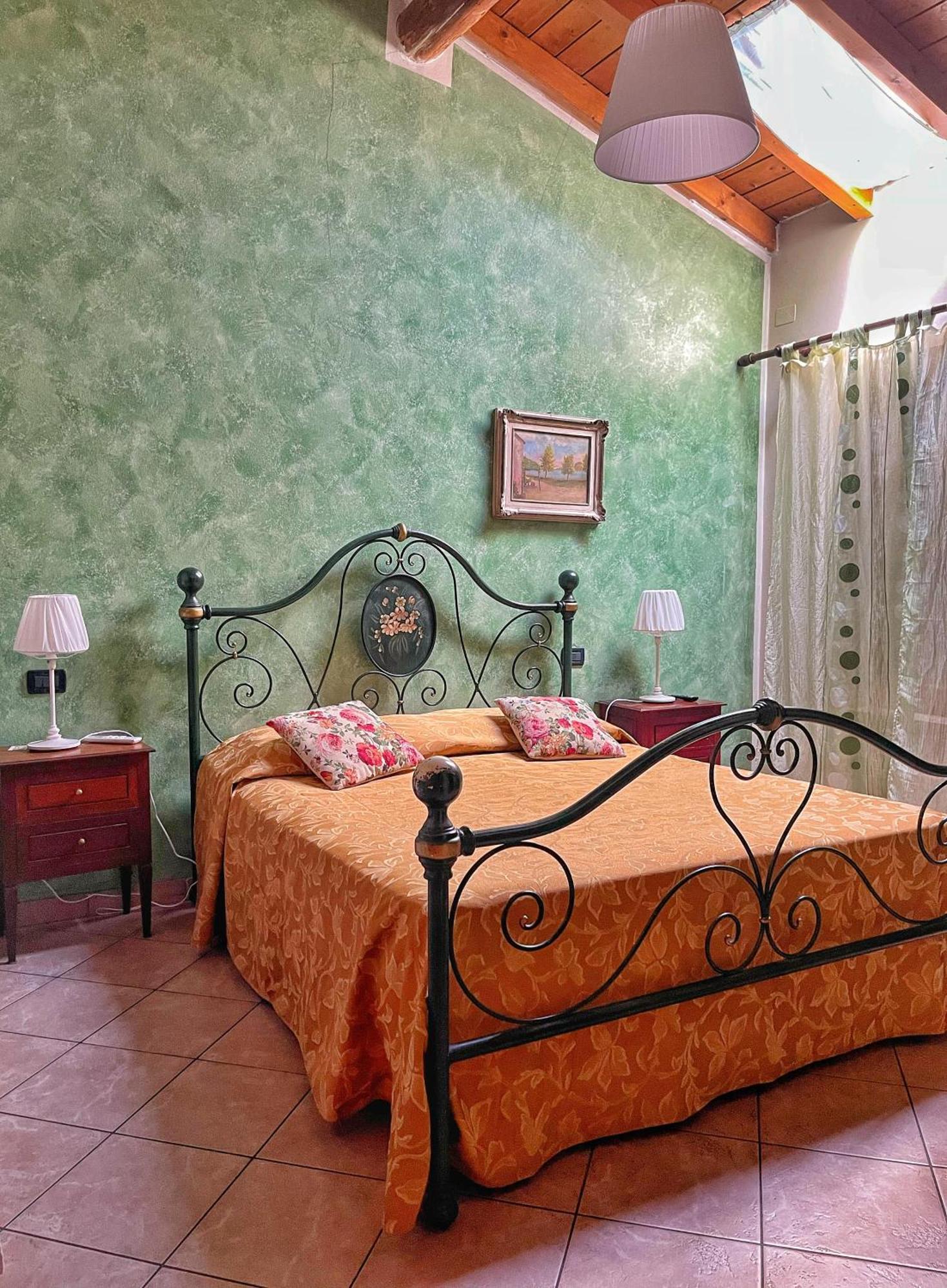 B&B La Cascina Di Alice Кастільйоне-делле-Стів'єре Екстер'єр фото